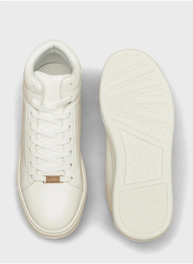 شو اكسبرس Lace Up High Top Sneakers