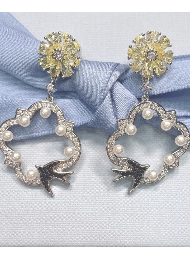 HEFANG Light Luxury Personalized Garden Series Calendula Window Swallow Earrings  - Image 1