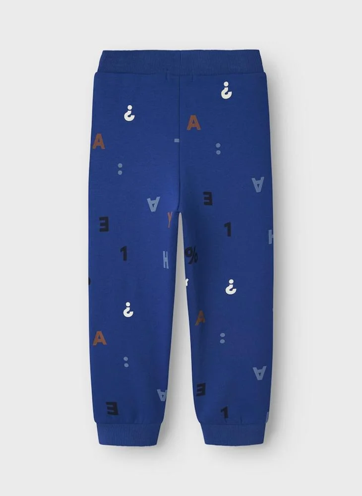 نيم ات سراويل رياضية للأطفال بطبعة برباط