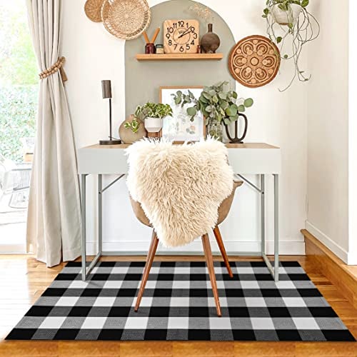 KILOCOCO Buffalo Plaid Checkered Rug - 3'x5' Front Door Mat Outdoor,Black and White Rugs Cotton Washable Front Porch Rug Layered Doormats for Patio Farmhouse Entryway Kitchen Foyer - Image 3