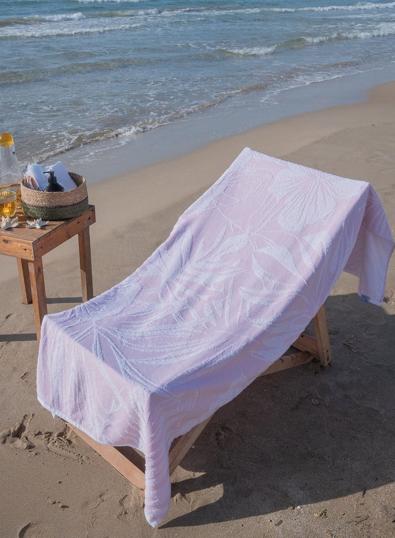 زيمتا منشفة شاطئ قطنية كبيرة الحجم من ZYMTA مقاس 90 × 170 سم، بتصميم Island Escape - وردي بودرة / أبيض - Image 4