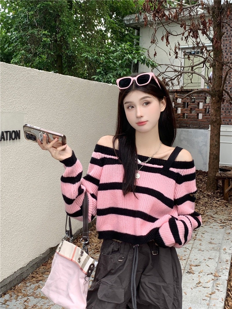 Design Sense Niche Slim-Fit Slim Contrast Color Striped Long-Sleeved T-Shirt Autumn New Elegant Shoulder Short Top Ins - Image 1