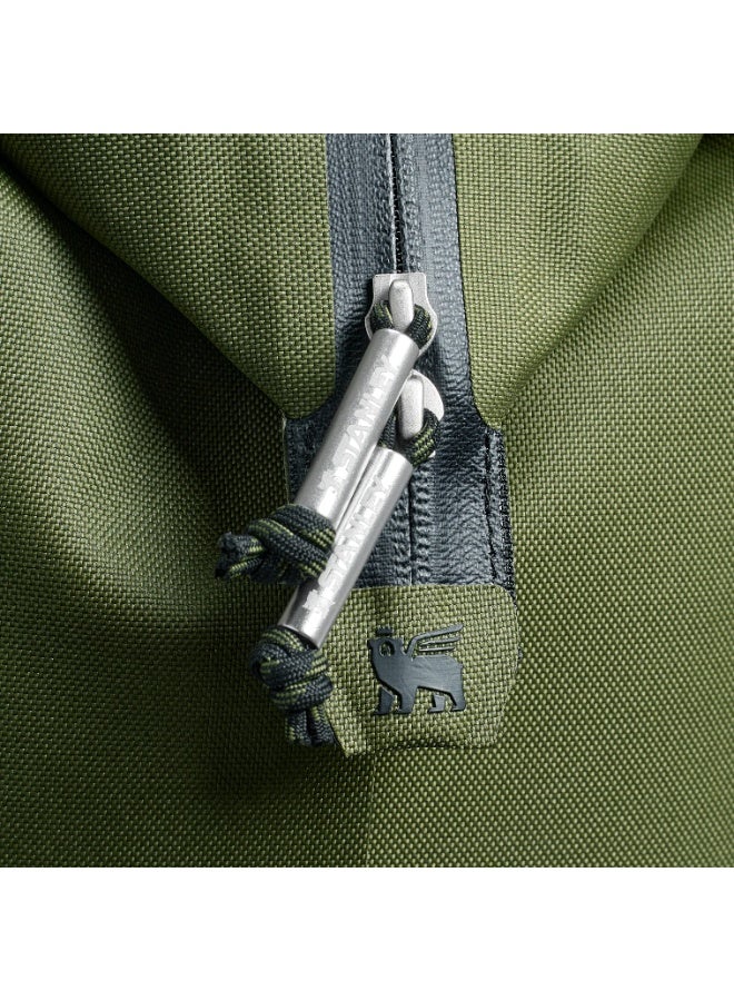 Stanley All Day Julienne Mini Cooler Bag 7.4 QT (10 Can) | Compact Soft Cooler for Picnics, Beach, Hiking & Daily Commute | 12H Cooling Performance with Leak-Proof Winged Bear Liner | Unique Doctor’s Bag Hinge-Top Design | Recycled Polyester | Adjustable Strap, Front Zip Pocket, Lightweight 0.41 kg | Portable Insulated Lunch Tote for Snacks, Meals, Drinks & Outdoor Adventures - Image 4