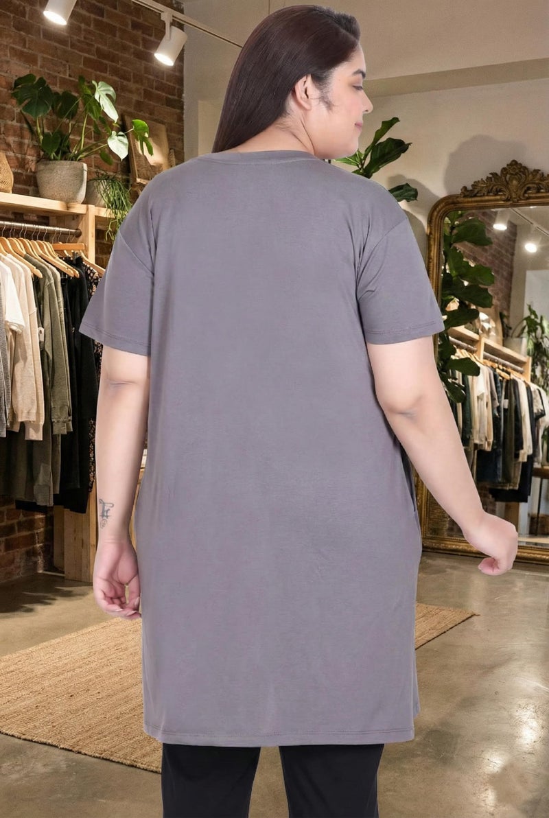 In Love Women's Plus Size Cotton Long-line Chest Print T-Shirt with Pocket - Image 4