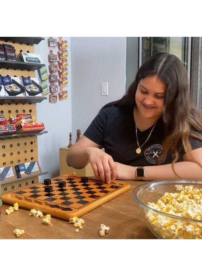 وي جيمز طقم لعبة لعبة الداما الخشبية الصلبة باللونين الأحمر والأسود مع أخاديد داخلية للقطع ، 14.5 بوصة. - Image 2