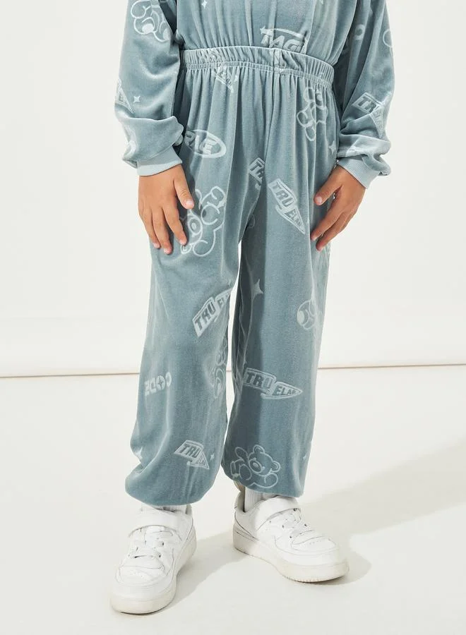 Styli Patterned Print Velour Sweatshirt & Joggers Set