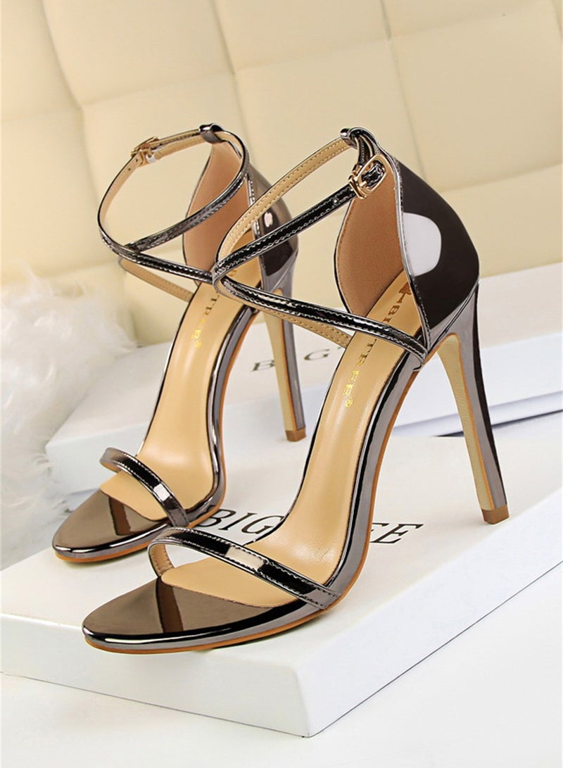 BIGTREE 11cm European And American Fashion Summer High Heels With Hollowed Out Cross Straps Black - Image 1