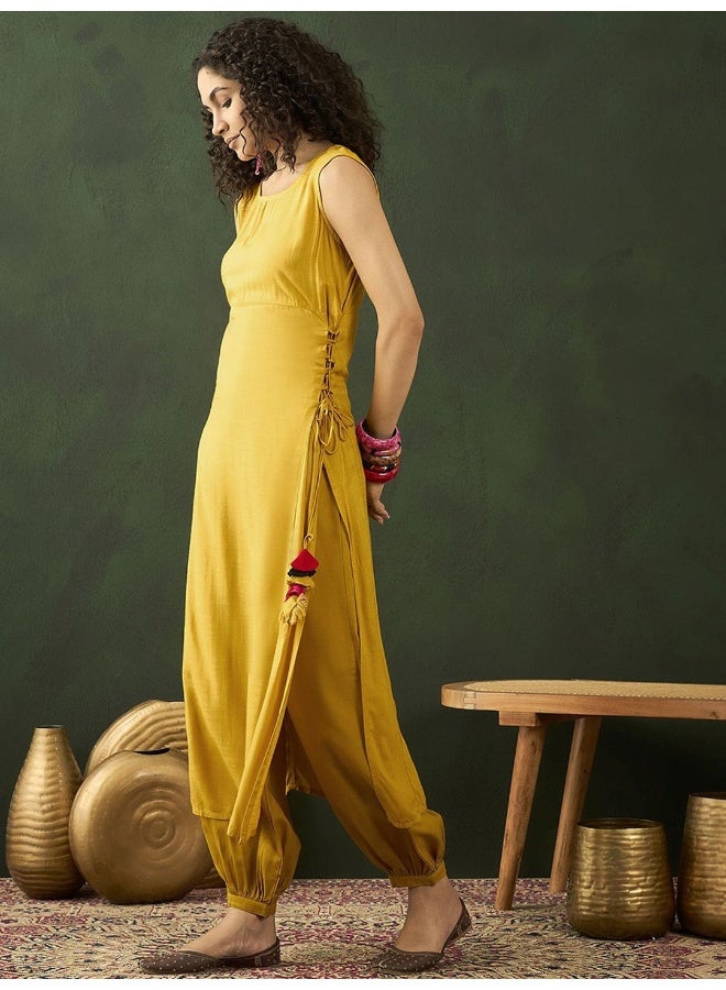 AKS Sleeveless High-Slit Kurta  - Image 3