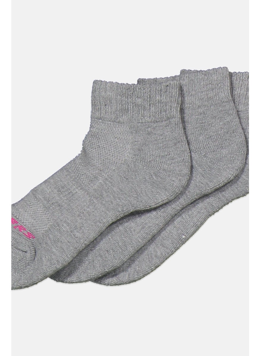 Kids Girl 3 Pairs Quarter Crew Socks, Grey - pzsku/ZAF6948DE4397F94F72C5Z/45/_/1737641546/6ee74cef-b00d-47e2-af49-def1fdde8501