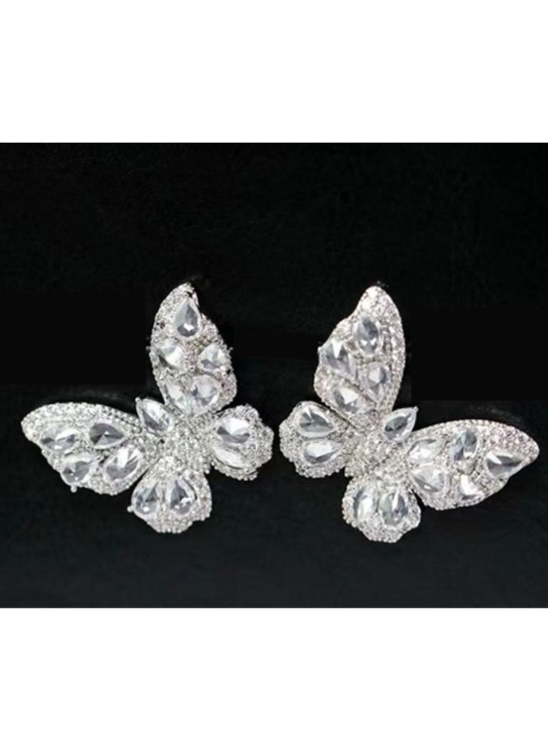 Generic - Sparkling Butterfly Stud Earrings, Full of Rhinestone Inlays, Advanced Texture, Implying Blessing, Wealth, Beauty, Suitable for Brides and Fashionable Women，Girls - Image 1