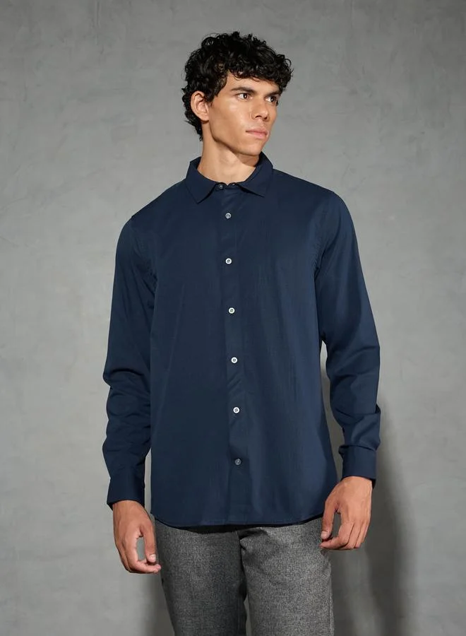 Technosport Solid Spread Collar Buttoned Shirt