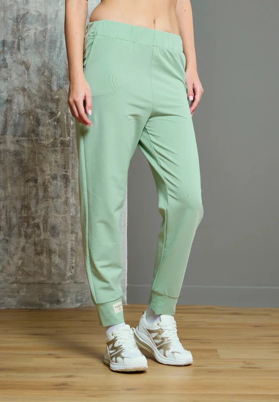 ذوق Tapered Hem Contrast Label Joggers