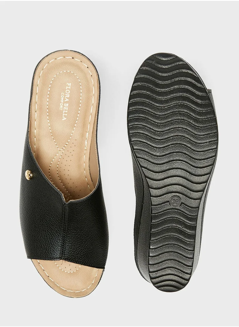 shoexpress One Strap Wedge Sandals
