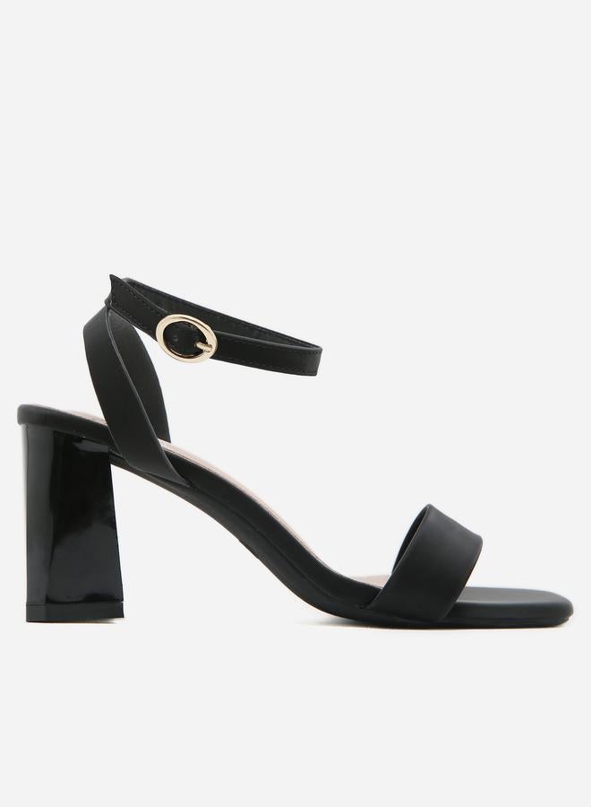 سنيك ايه بيك صندل بكعب عريض ورباط للكاحل - Image 1