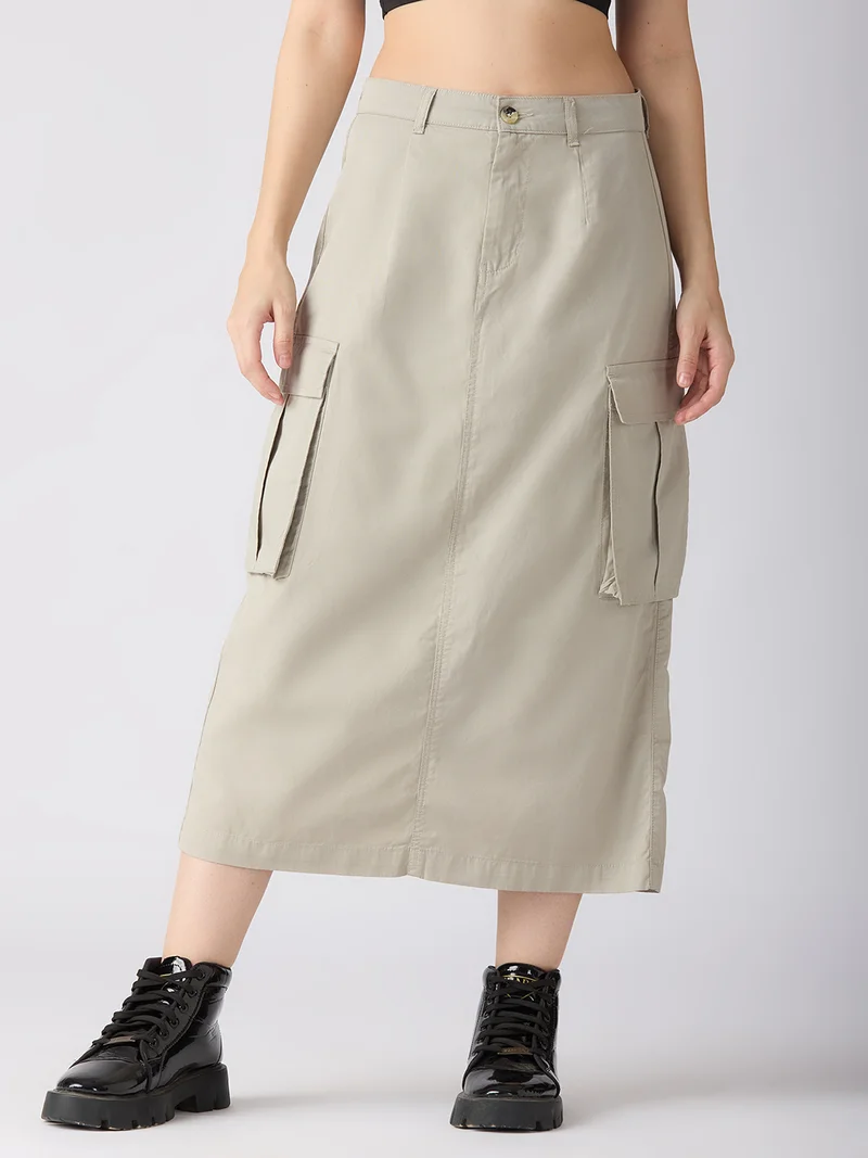 globus Women Stretchable Solid Mid-Rise Straight Fit Midi Cargo Skirt