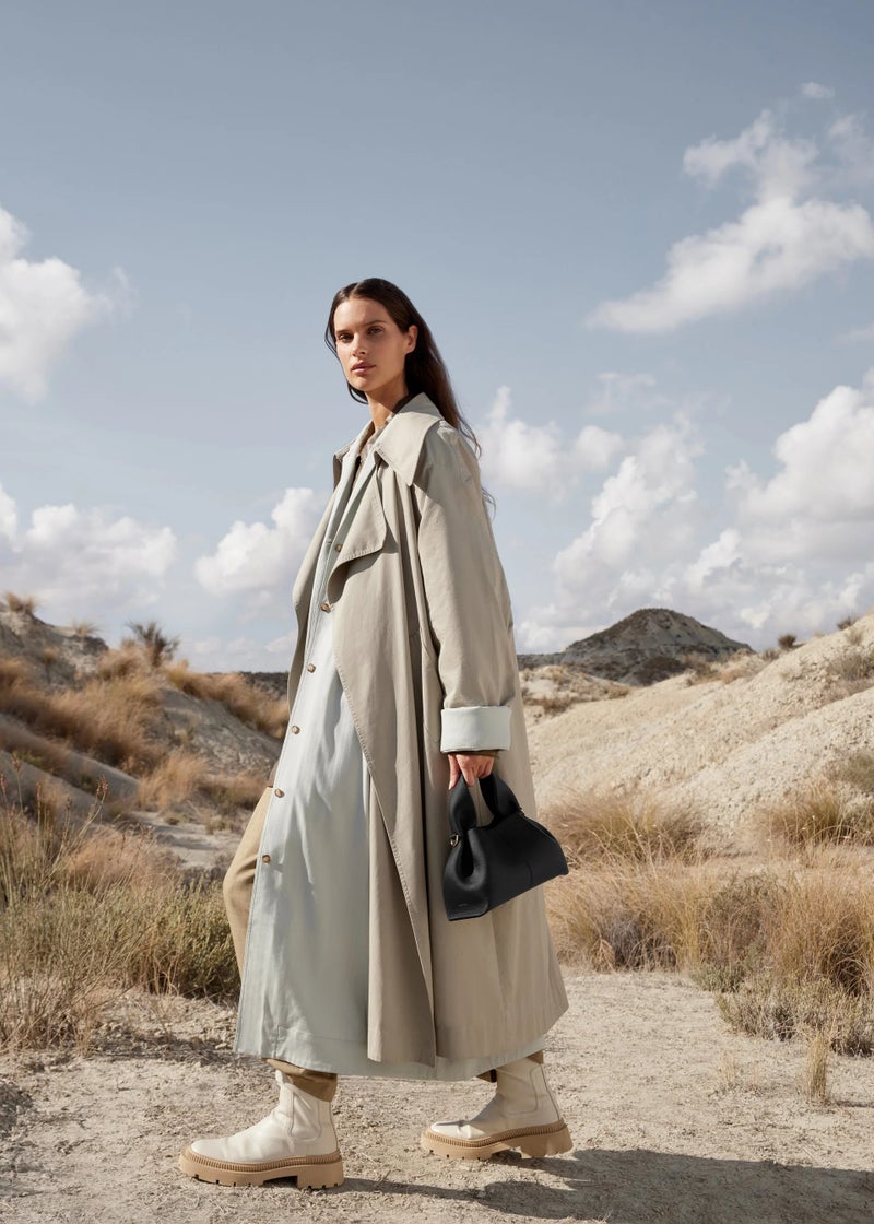 POLENE Numéro Neuf Mini Edition Textured Camel Black Camera Bag Crossbody Bag - Image 4