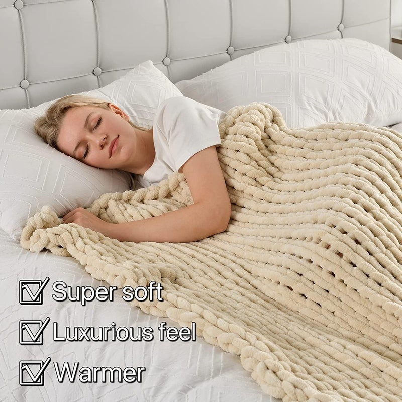 Maetoow Tighter Version Chenille Chunky Knit Blanket Throw （40×50 Inch）, Handmade Warm & Cozy Blanket Couch, Bed, Home Decor, Soft Fleece Banket, Boho Thick Blankets and Giant Yarn Throws，Beige - Image 3
