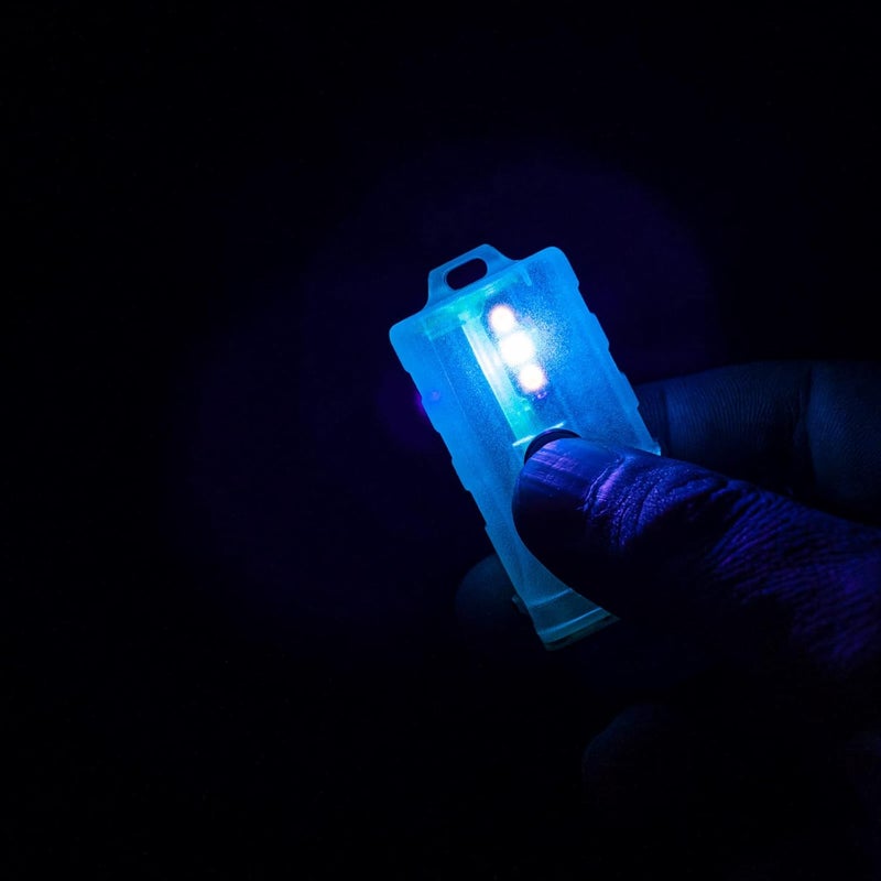 RovyVon E7U Keychain Flashlight - USB C Rechargeable, 700 Lumens, Waterproof, Glow in The Dark - Image 4