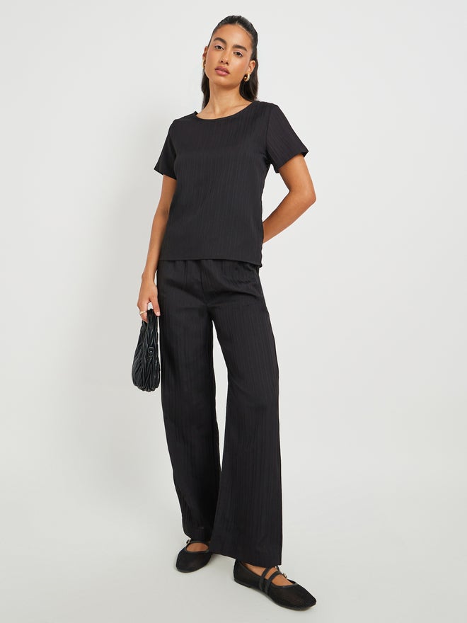 Styli Solid Textured Round Neck Top and Pants Co-Ords - Image 2