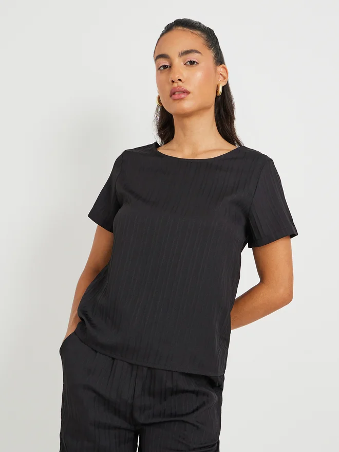 Take Two Take Two Solid Textured Round Neck Top and Pants Co-Ords
