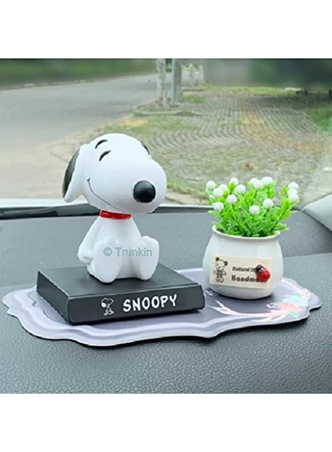 Trunkin Trunkin Snoopy Dog Snoopy and The Peanuts Bobblehead Action Figure Bobble Head  - Image 1