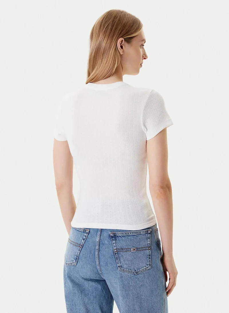 TOMMY JEANS Logo Crew Neck T-Shirt