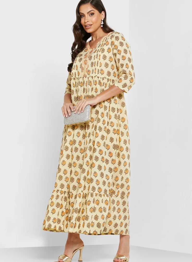 ARABIAN CLOSET V-Neck Embroidered Jalabiya