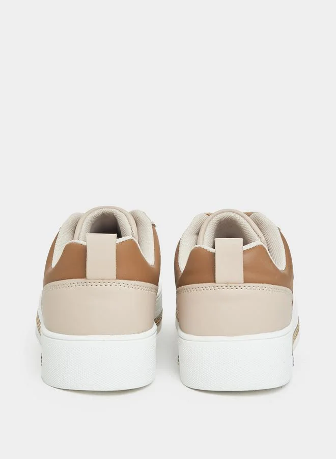 Styli Color Block Platform Heel Lace-Up Shoes