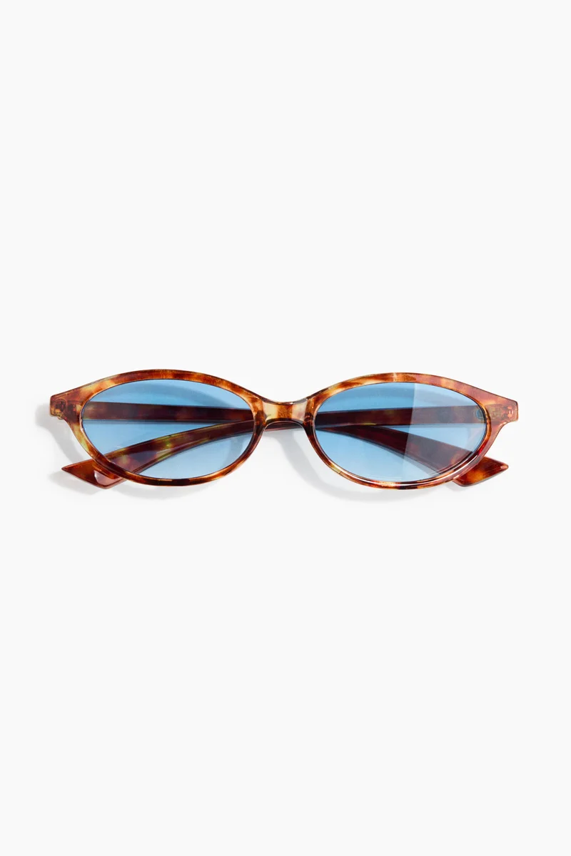 Oval sunglasses