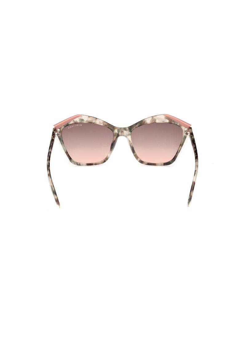 GUESS BY MARCIANO - نظارة شمسية نسائية من الأسيتات بتصميم غير متماثل ومضادة للأشعة فوق البنفسجية GM083295F59 - مقاس العدسة: 59 مم - أخضر فاتح - Image 1