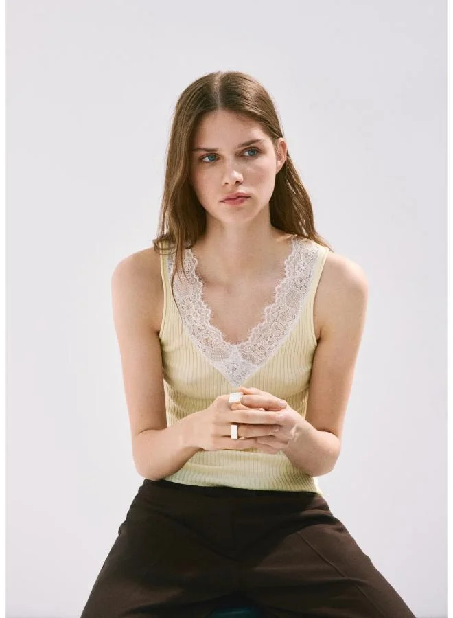 مانجو Lace Lyocell Top