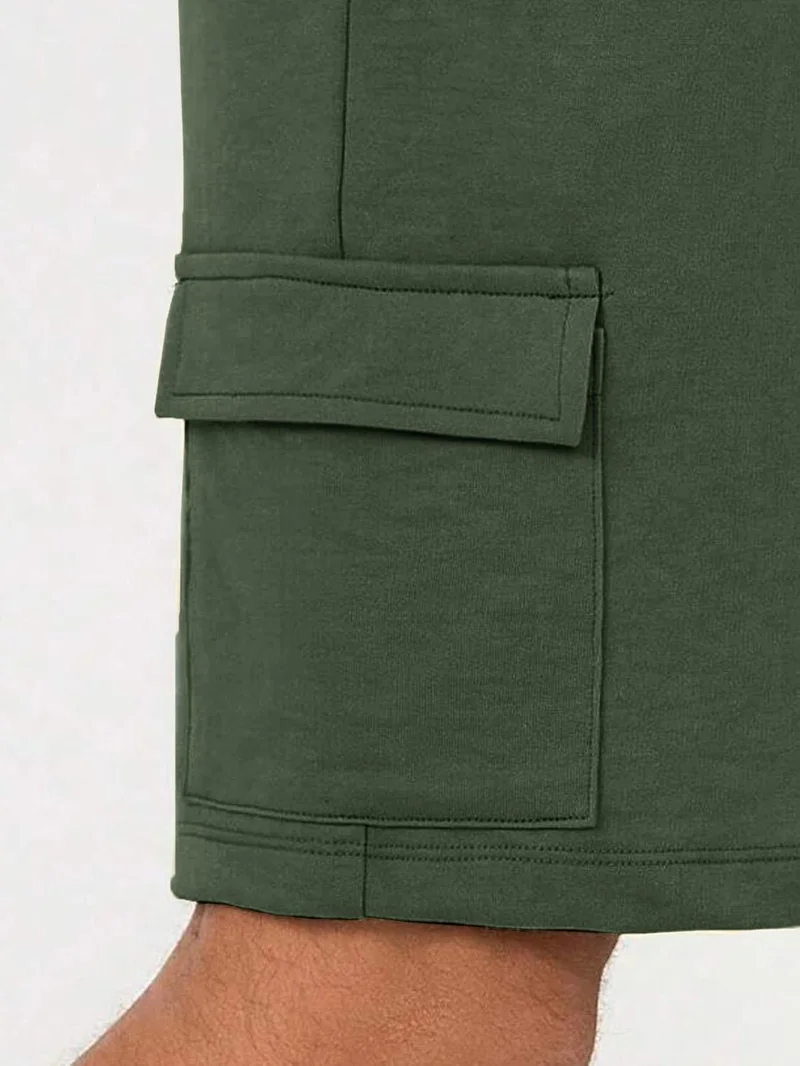نوبيرو NOBERO Men's Cargo Shorts in Dark Green