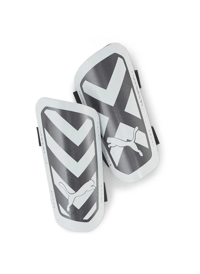 بوما واقيات للساق ULTRA Light Strap Football