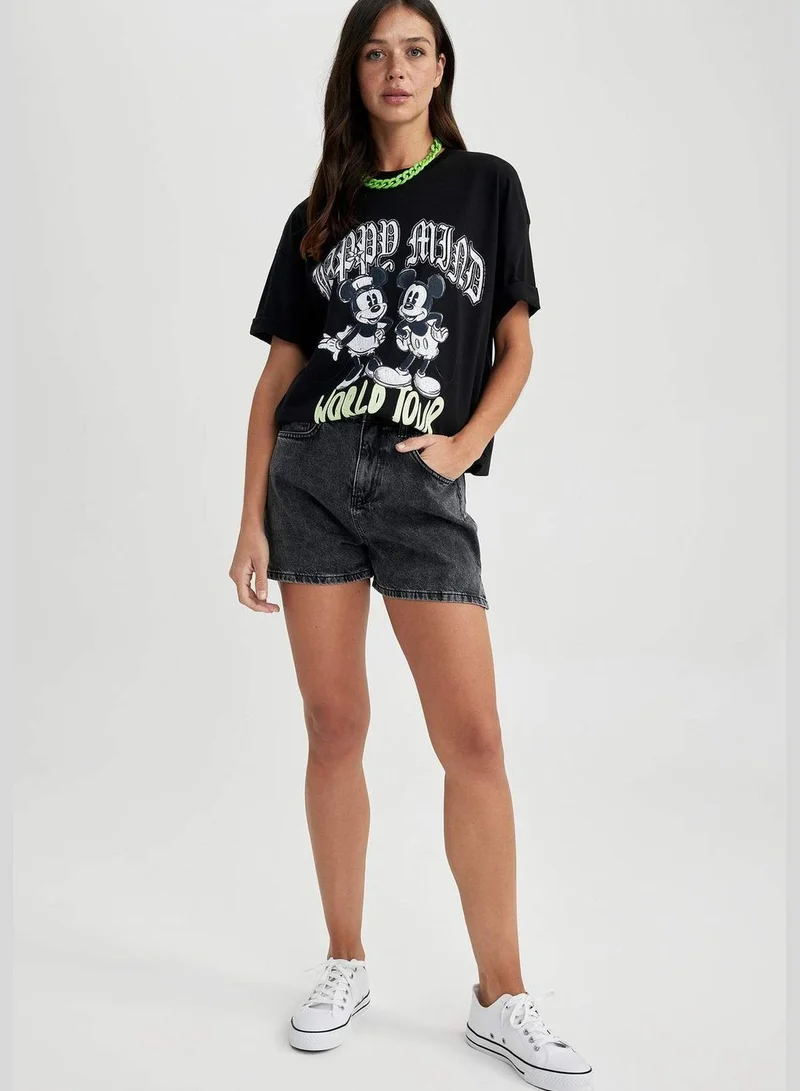 DeFacto Woman Disney Mickey & Minnie Licenced Oversize Fit Crew Neck Knitted Short Sleeve T-Shirt