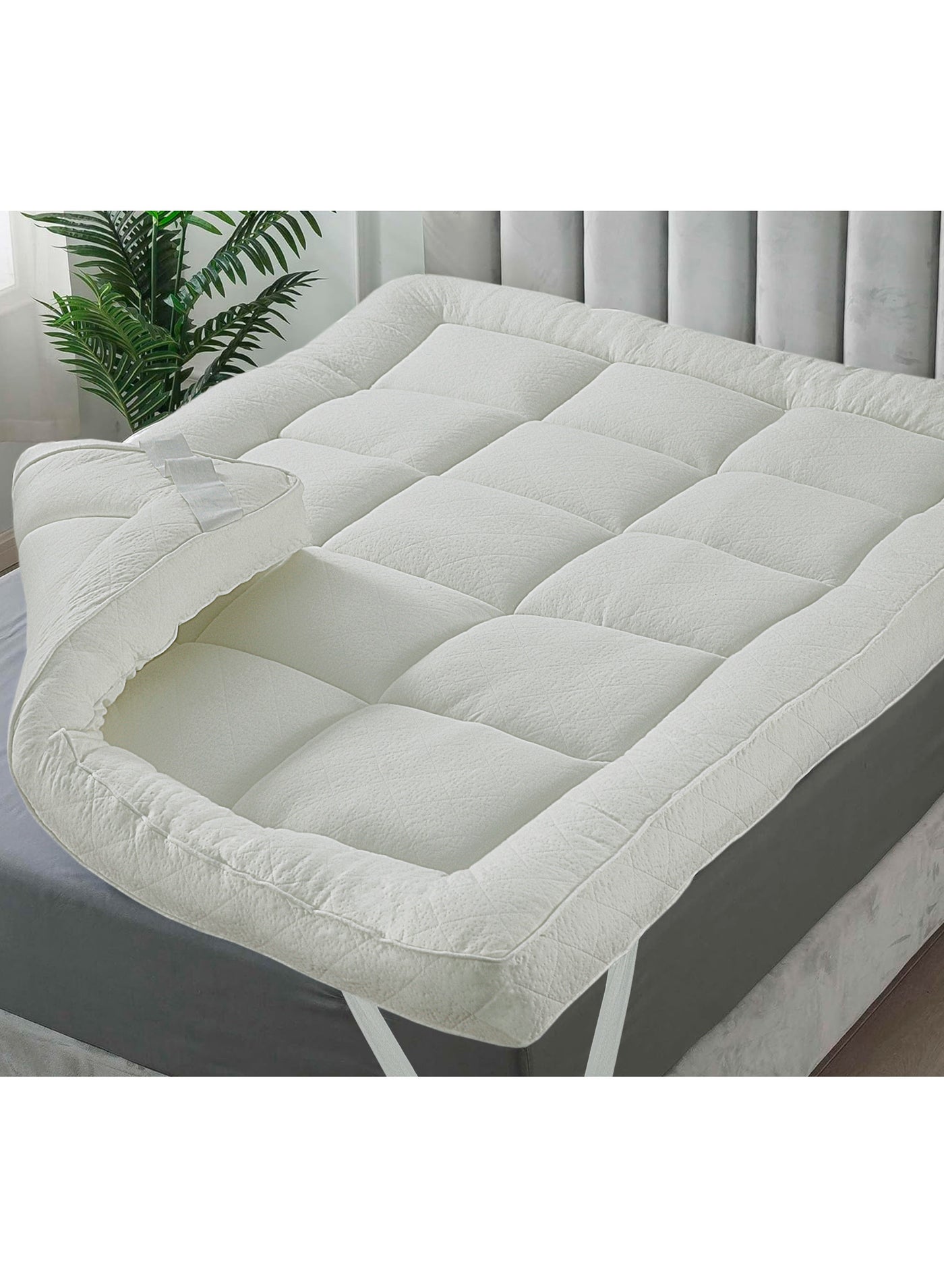 Siesta Zen Bamboo Mattress Topper 4 Inch (10cm) King 180x200cm Thick Plush Fiber Fill, Box Quilted for Extra Comfort Breathable & Hypoallergenic Elastic Straps Fit Mattresses Up to 16 Inch