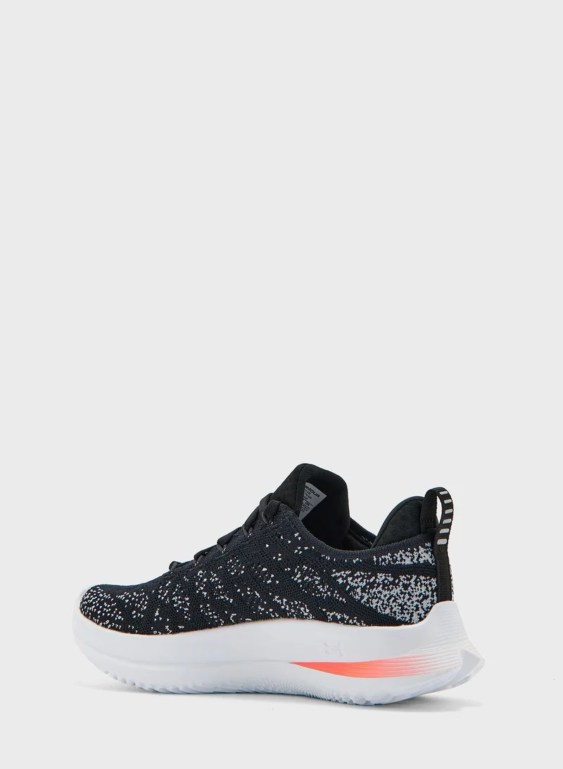 UNDER ARMOUR Velociti 3