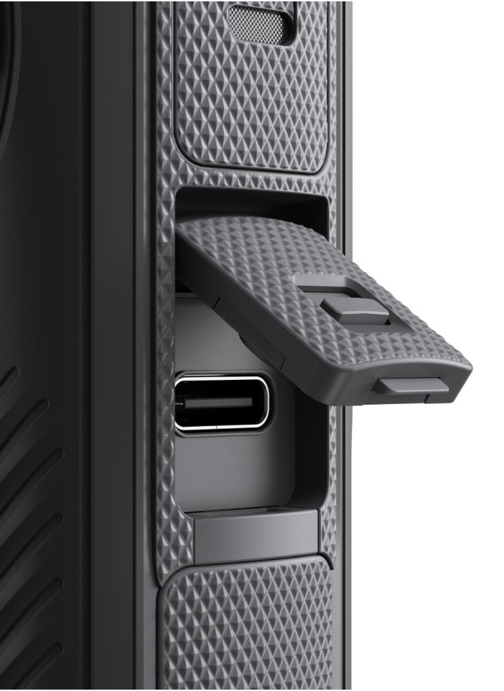 Insta360 X4 USB Cover - Black  - Image 4