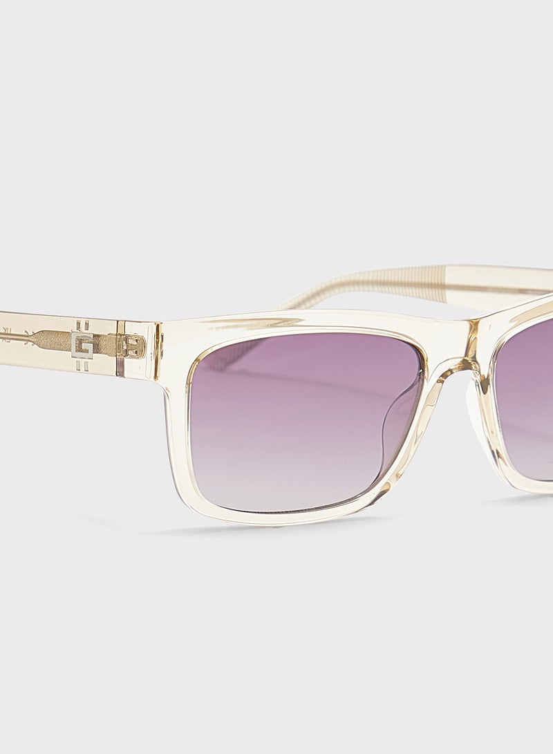 GUESS Gu0022157Z57 Wayfarers Sunglasses  - Image 3