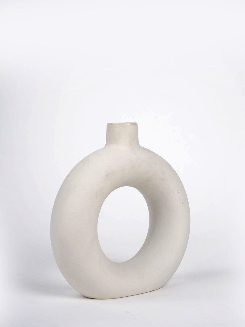 PUREZENTO Ceramic White Donut Vase 8 Inch - Pack of 1 | Decorative Donut Vase for Dried Flowers and Pampas Grass | Vases for Modern Home Decor, Living Room, Office Decor Ideas - Image 4