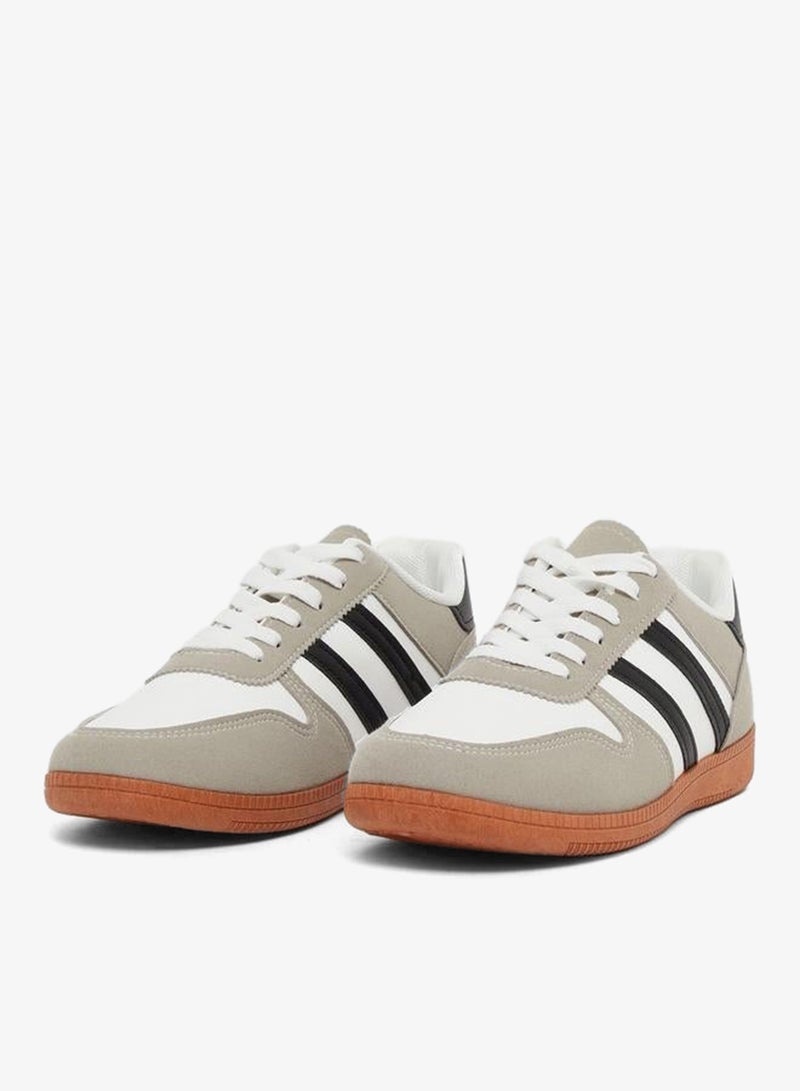 ستايلي اكتيف ستايلي سنيكرز بشريط مخطط وأربطة - Image 3