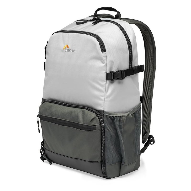 Lowepro حقيبة ظهر كاميرا خارجية Lowepro LP37238-PWW Truckee BP 250 LX، تناسب جهاز لوحي بحجم 15 بوصة، لكاميرات DSLR/مرآة مدمجة، لعلامات Sony وCanon وNikon، 1-2 عدسات، جيمبال، طائرة فيديو، DJI، Osmo، Mavic، رمادي فاتح - Image 1