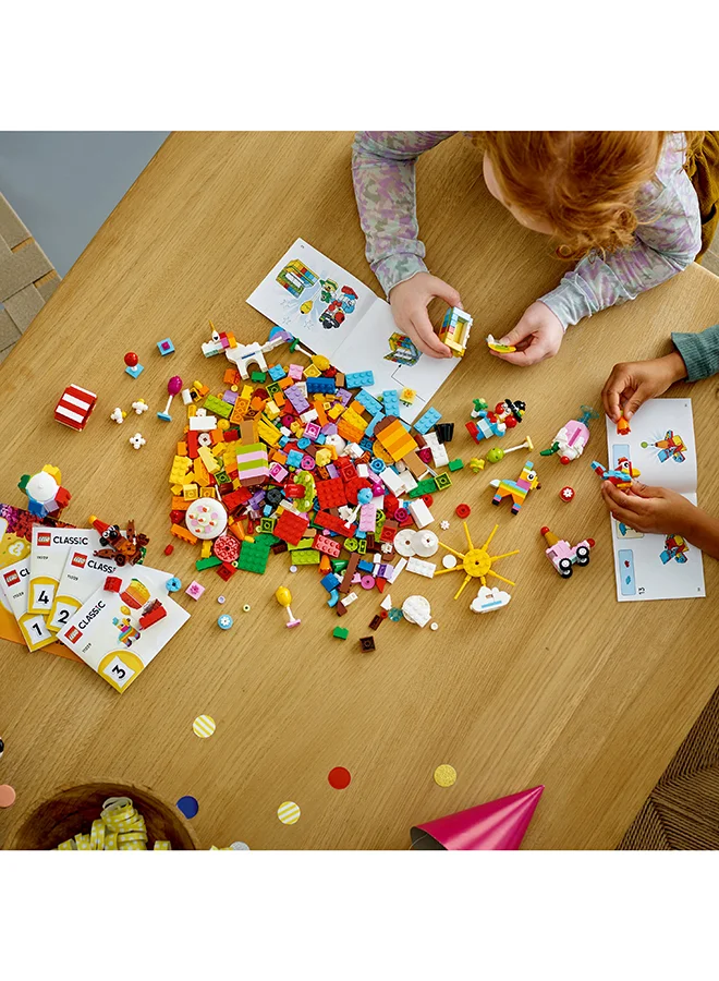 LEGO Classic Creative Party Box 11029 Building Toy Set; Create a Teddy Bear, Clown, Unicorn, Piñata, Rainbow, Cake, Popcorn, Balloons and More; Fun for All the Family to Share Together; For Ages 5+ (900 Pieces)