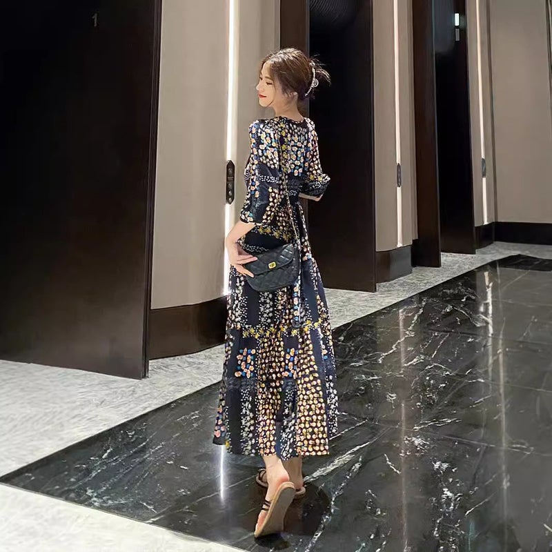 Hepburn style dress, elegant feminine daily styling - Image 2