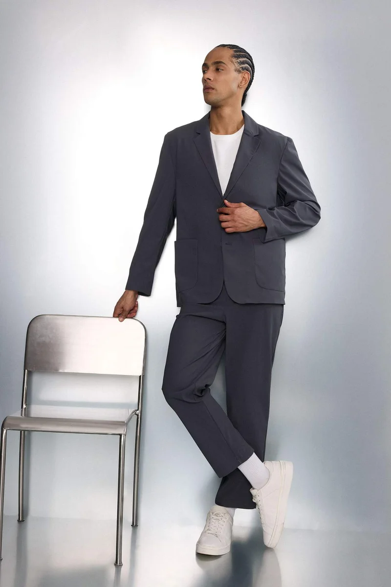 ديفاكتو Standard Fit Trousers