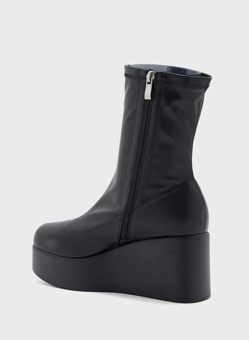 ايلا Wedge Boot