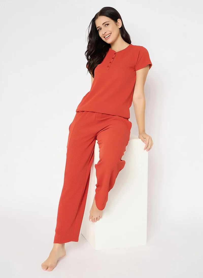 Clovia Clovia Chic Basic T-shirt & Pyjama Set in Brick Red - Waffle