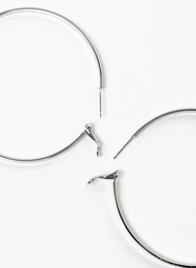 Lichi  Thin hoop earrings in smooth metal for Women | Best Price UAE