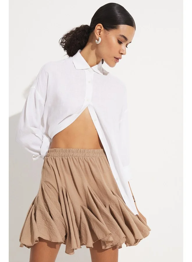 جون June Women Linen Blend Elastic Waist Pleated Mini Skirt Beige