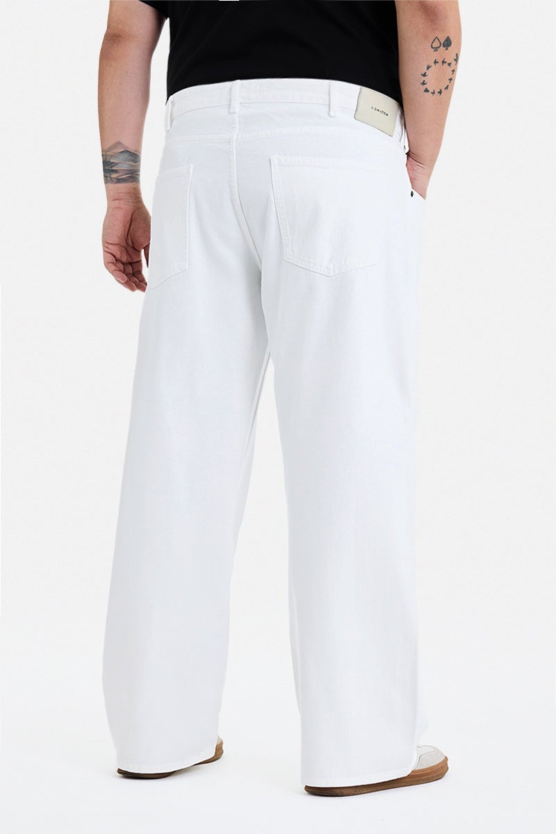 SNITCH White Solid Relaxed Casual Plus Size Jeans - Image 5