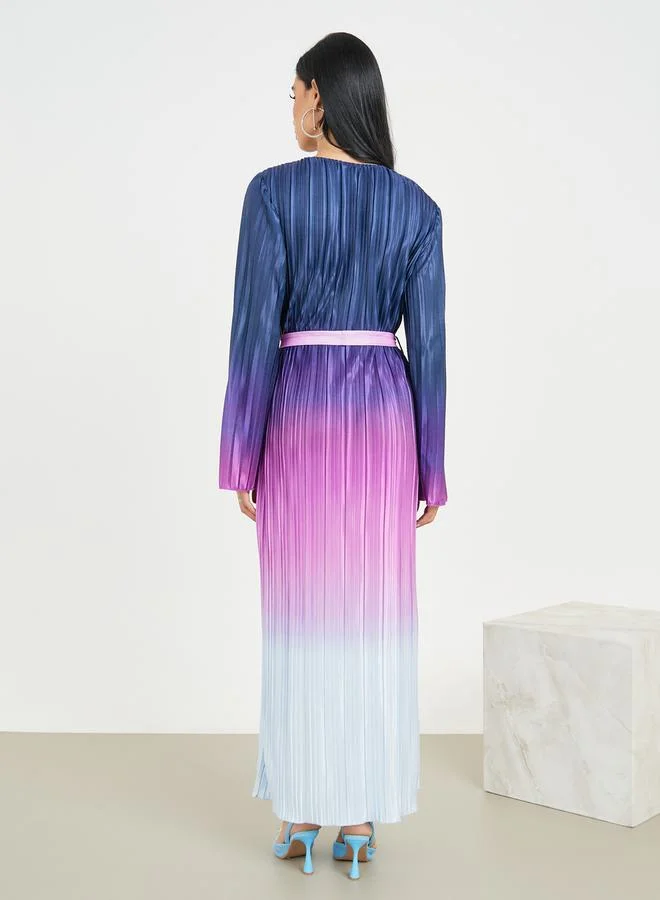 Styli Accordion Pleated Ombre Print Shift Maxi Dress